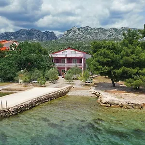 Rajna Appartement